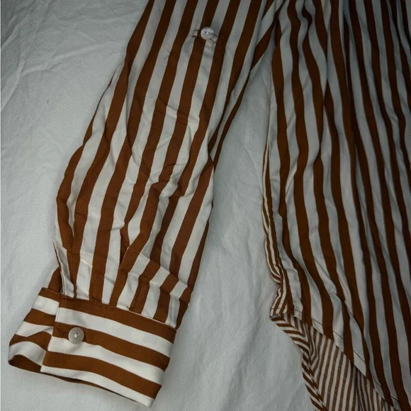 NWT Jane + Delancey Brown & White Striped Button-Up Shirt Slit Back | Large - Picture 5 of 9